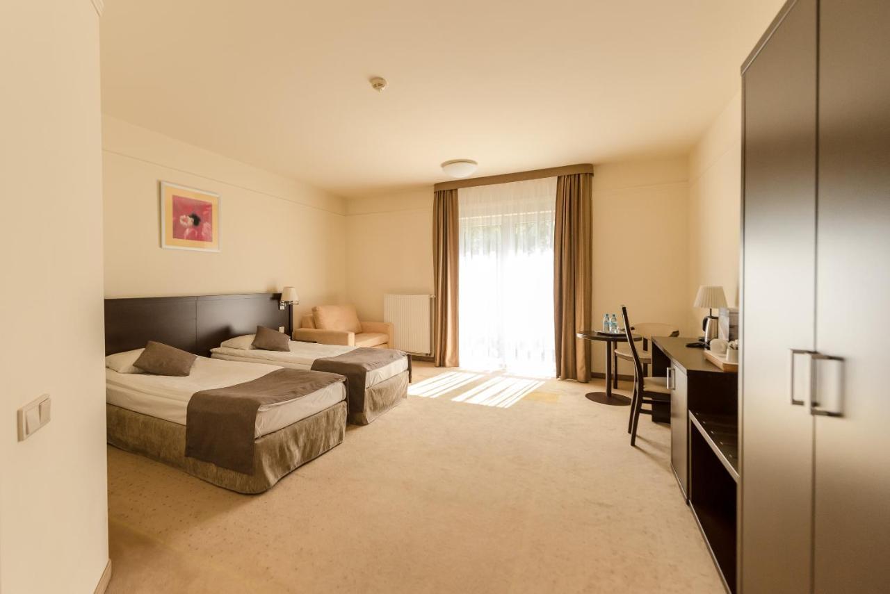 Elbrus & Wellness Hotel